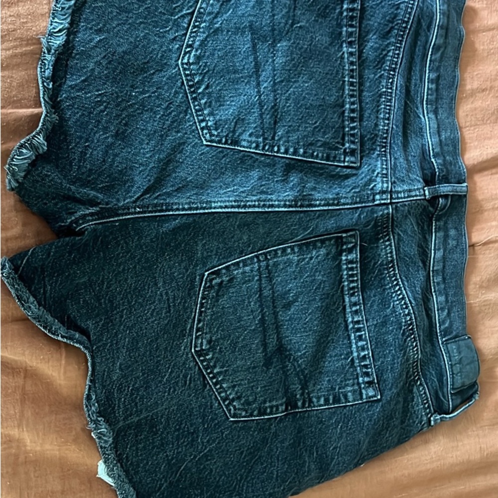 Black washed AE shorts